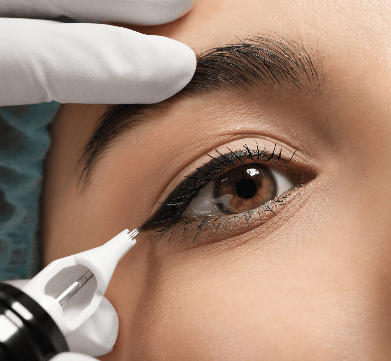 Eyeliner upper or lower